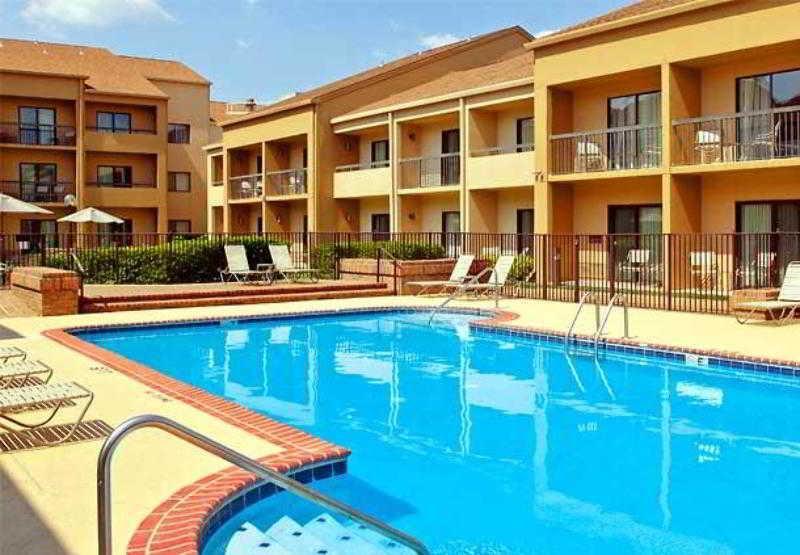 Hotel Courtyard By Marriott Memphis Airport Extérieur photo