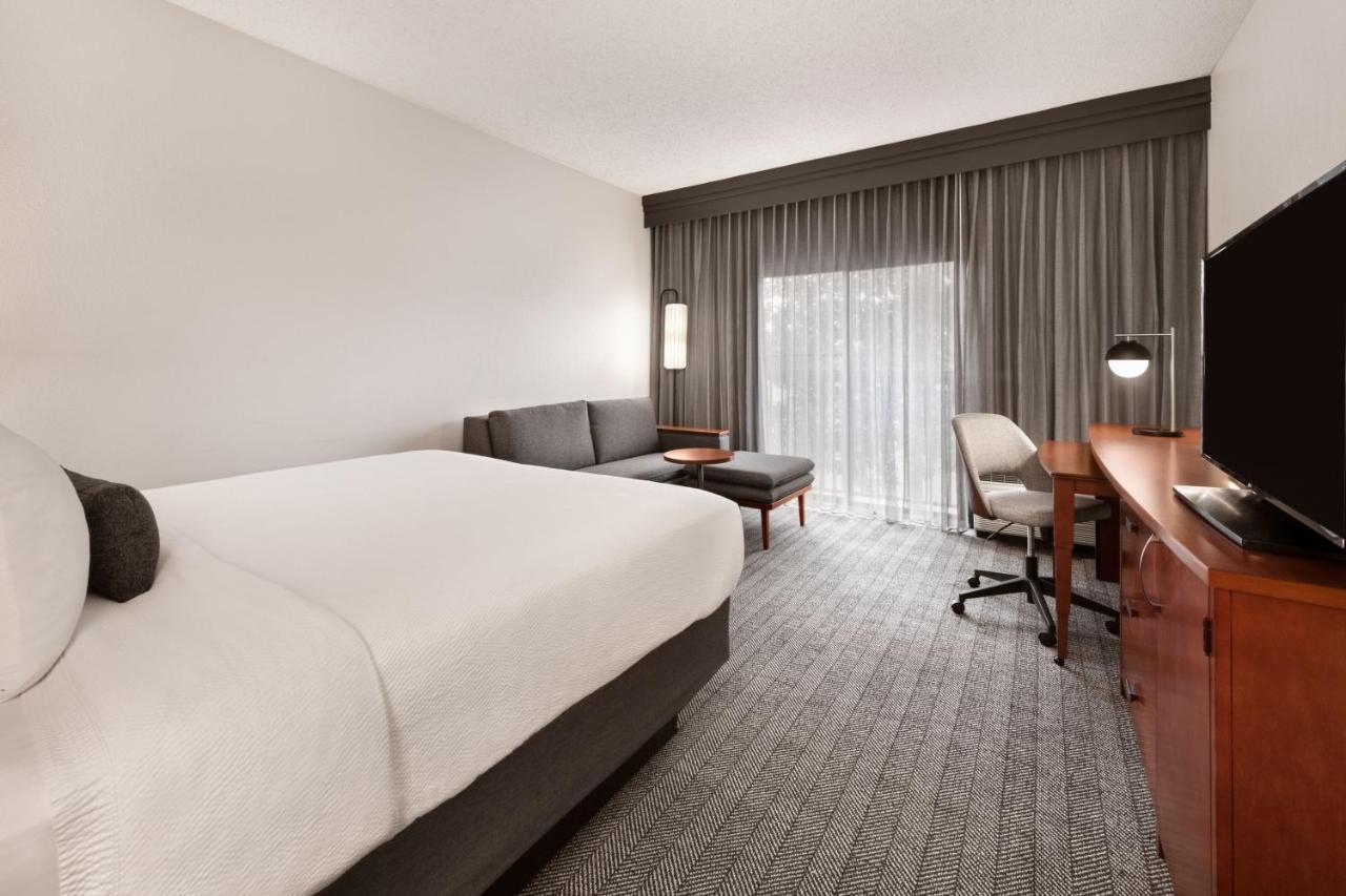 Hotel Courtyard By Marriott Memphis Airport Extérieur photo