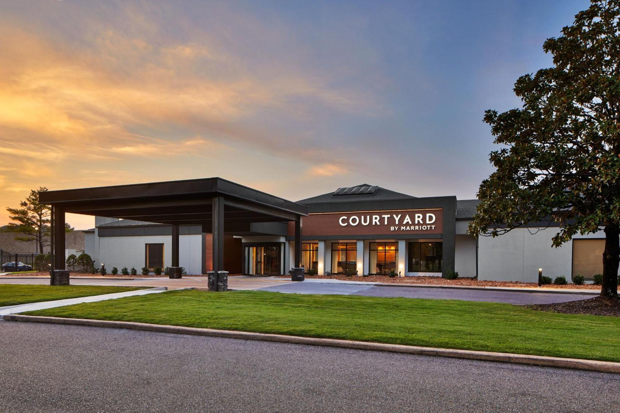 Hotel Courtyard By Marriott Memphis Airport Extérieur photo