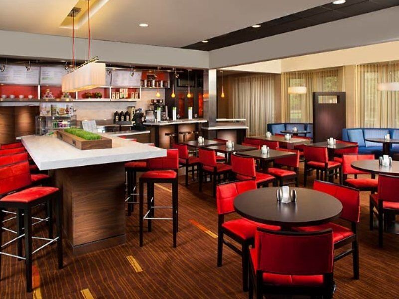 Hotel Courtyard By Marriott Memphis Airport Extérieur photo